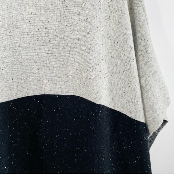 Ann Taylor Gray Black Speckled Turtleneck Sweater Poncho XS Small - Picture 6 of 7